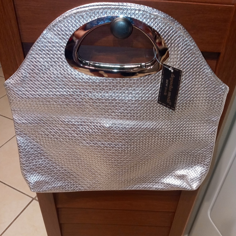 Silver clutch